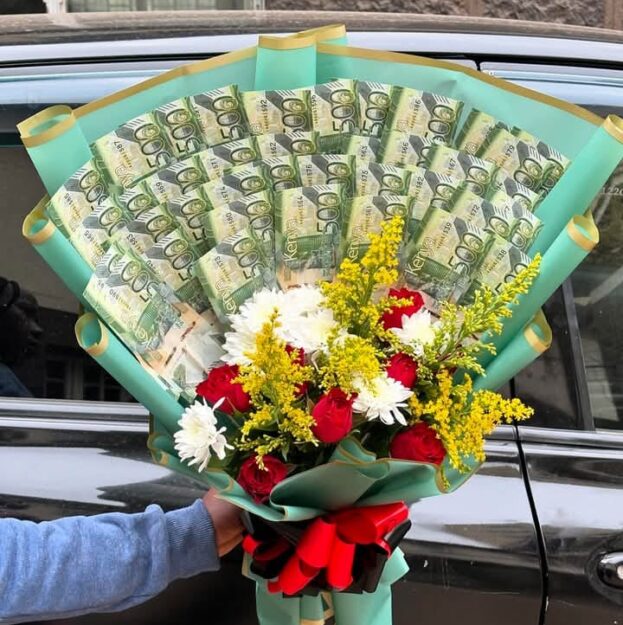 flat money boquet