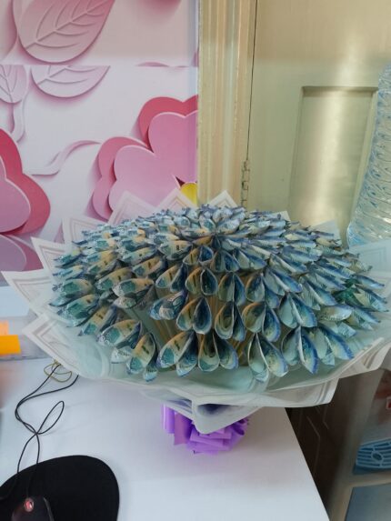 ksh 20k wrapped money bouquet